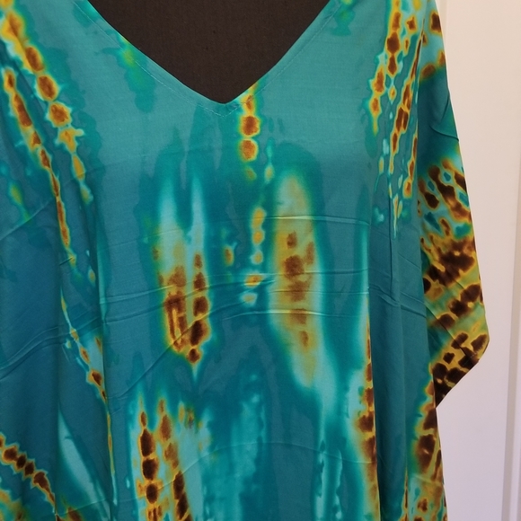 Beautiful Caftan Dress - Picture 2 of 2